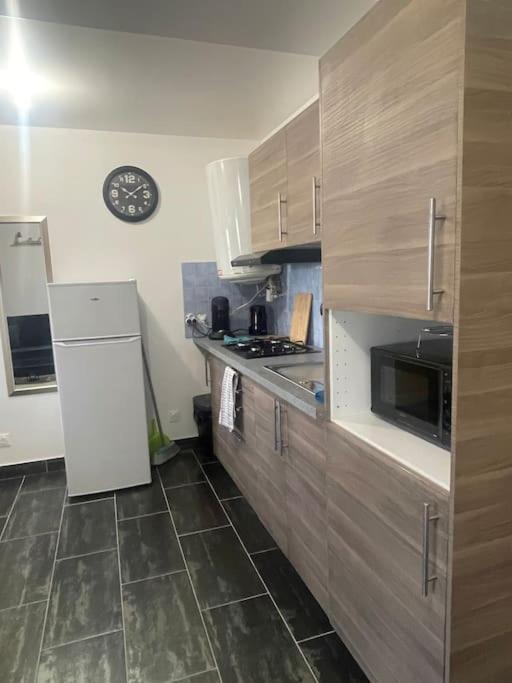 L8 - Villiers-Le-Bel Proche Roissy & Paris Apartment Luaran gambar